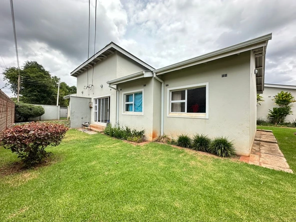 2 Bedroom Garden Flat