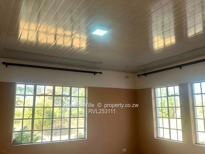 Mandara 5-Bed Townhouse with Borehole & Garden