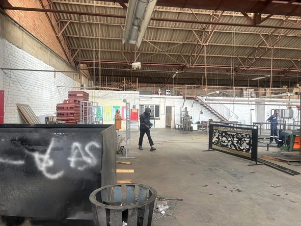 Warehouse & Factory