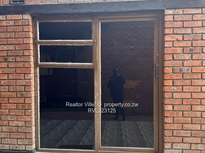 Prime Retail Space for Rent in Avenues