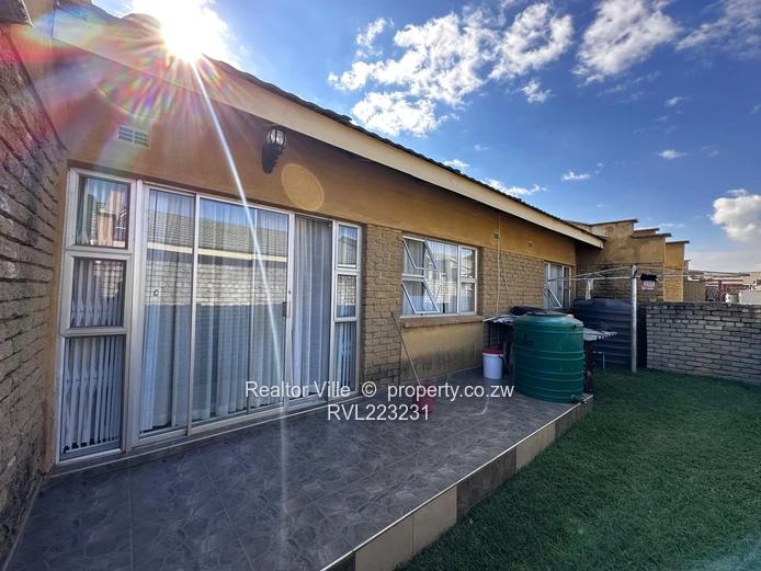 Charming 2-Bedroom Garden Flat for Rent in Madokero Mews