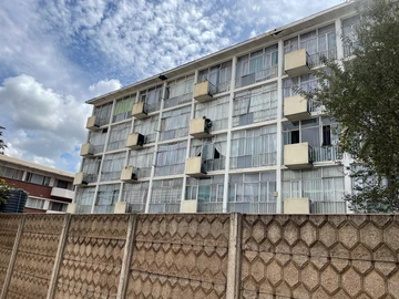 Modern 1-Bed Flat in Avenues