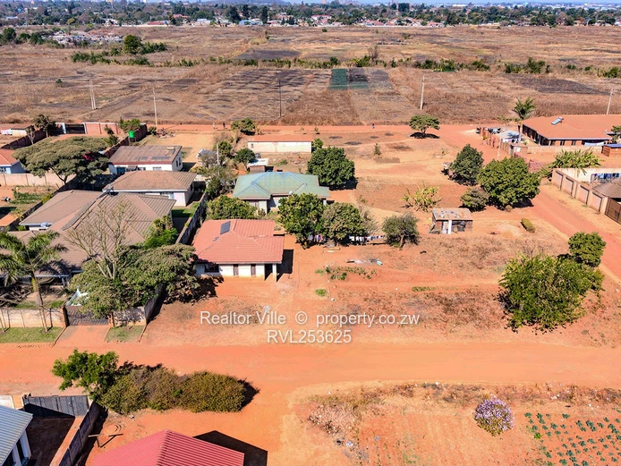 1000m² Stand with Gravel Road Frontage in Belvedere