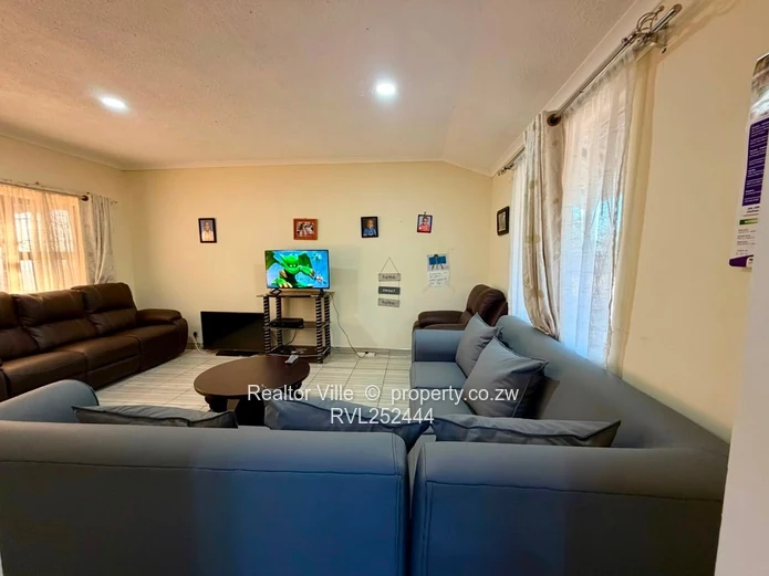 Kariba Heights House For Sale 