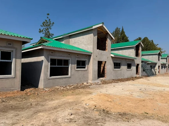 3 Bedroom Flat & Apartment