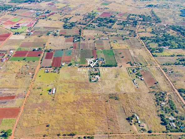Kadoma Arable Farm & Agricultural Land For Sale 