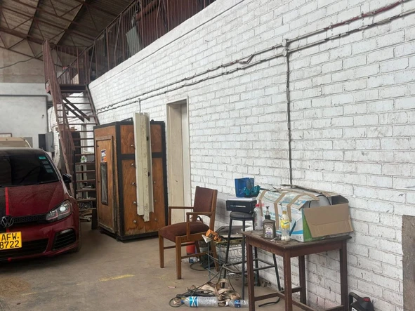 Warehouse & Factory