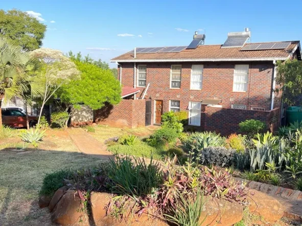 2 Bedroom Garden Flat