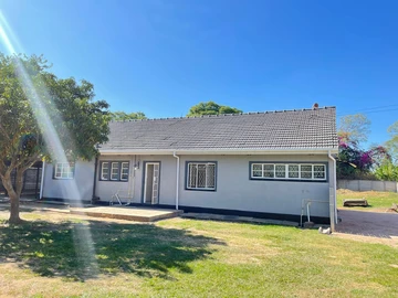 Charming 3-Bedroom House for Rent in Mabelreign