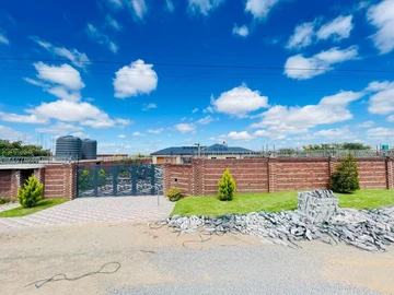 Neat Newly Built 3 Bedroom Spacious House To Let