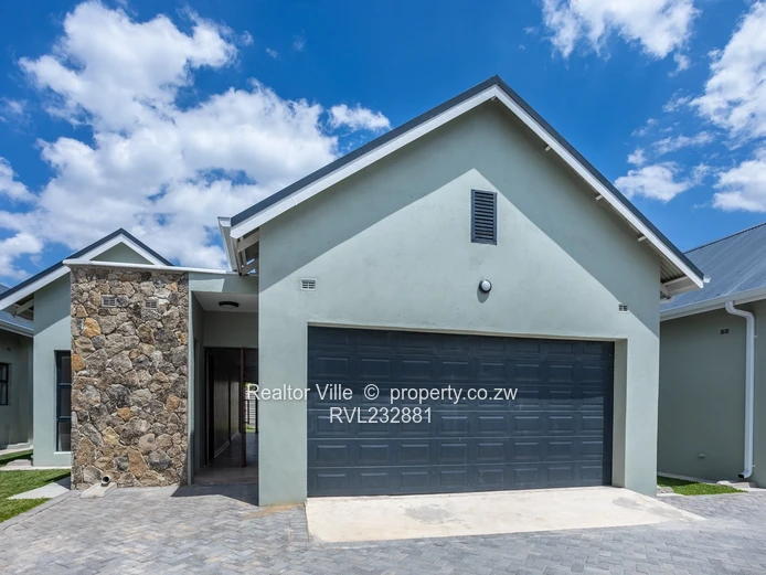 Modern 3-bed Townhouse for Rent in Borrowdale West