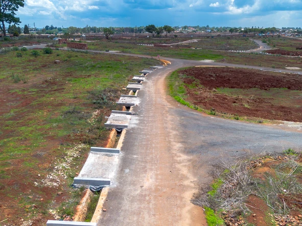 Stands & Residential Land