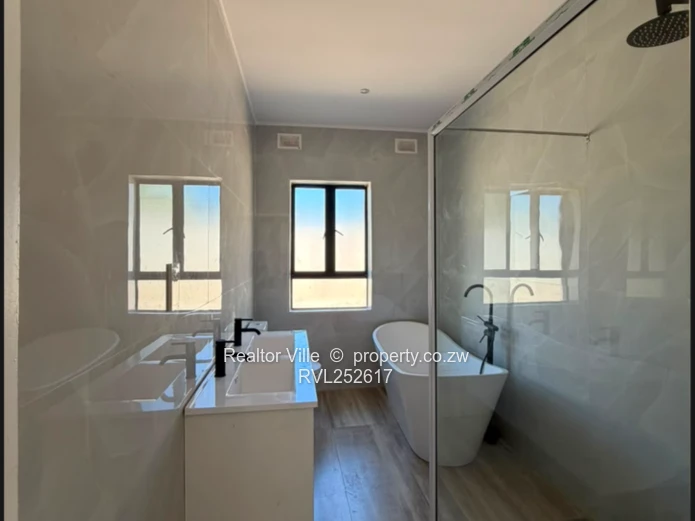 3 Bedroom Cluster Houses for Sale