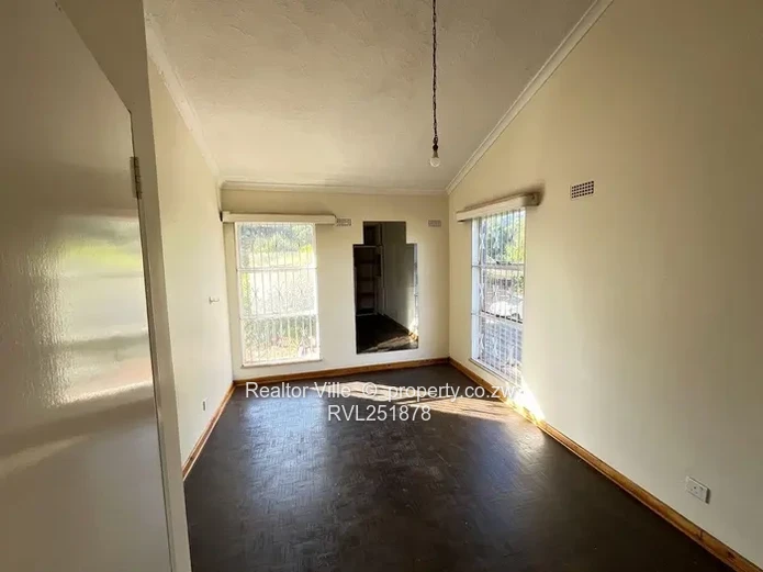 Sunlit 2-Bed Garden Flat, Greystone Park — 200 m² & Borehole