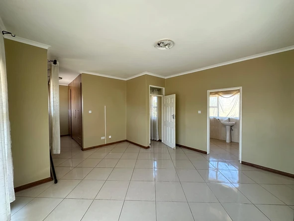 3 Bedroom Garden Flat